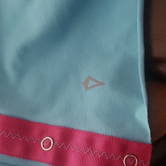 Aviva Scarf - Picture 7 of 9